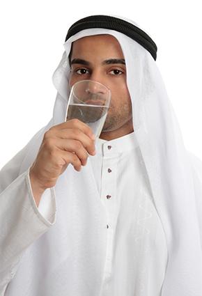 انتبه! عند الإفطار الماء قد يكون داءك ودواءك